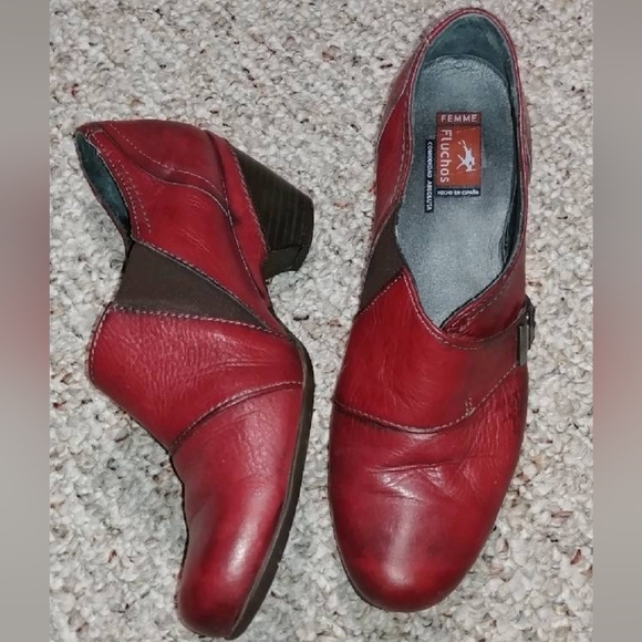 Fluchos red heeled shoes - Picture 3 of 7